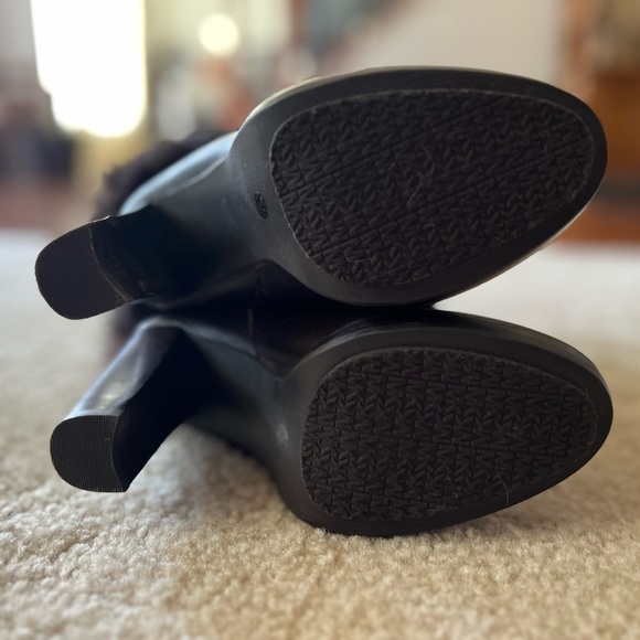 Michael Kors size 6 brown boots - Picture 5 of 8